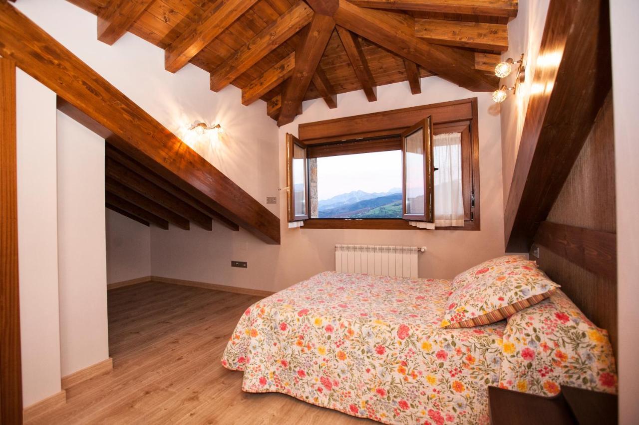 Cuatrovistes Guest House San Martin de Bada Luaran gambar